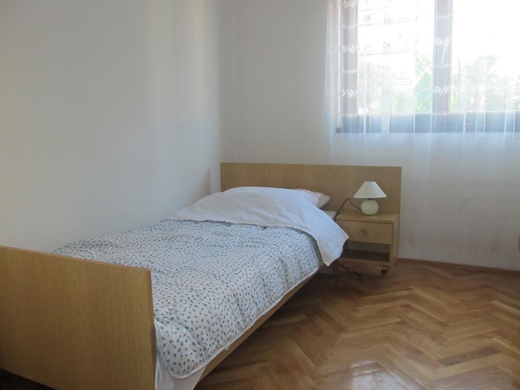 Apartment Razum Pula Exterior foto